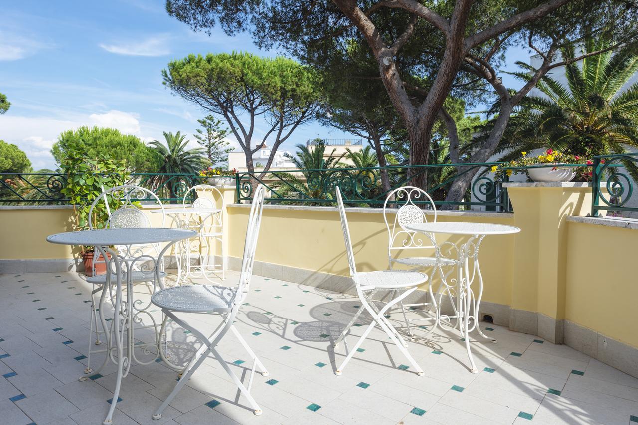 Villino Emanuele Bed & Breakfast Santa Marinella Exterior photo